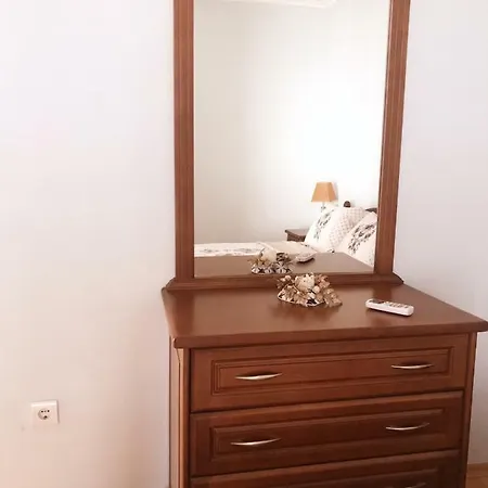 Sun 1 - Family Apart * Σάνι Μπιτς