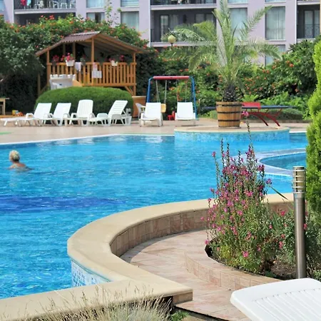 Sun 1 - Family Apart